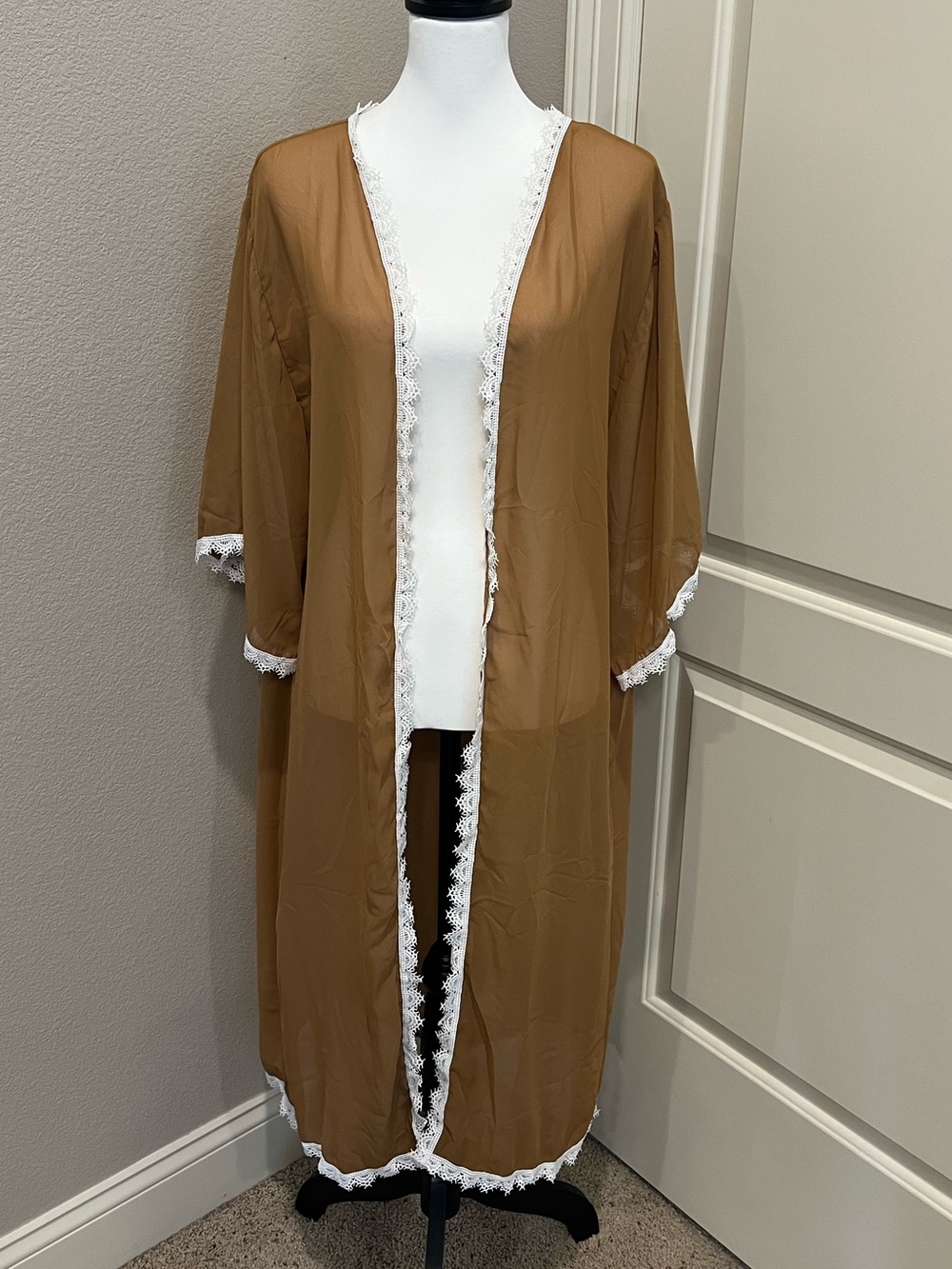 LuLaRoe Chloe Tan Sheer Kimono with White Lace Trim